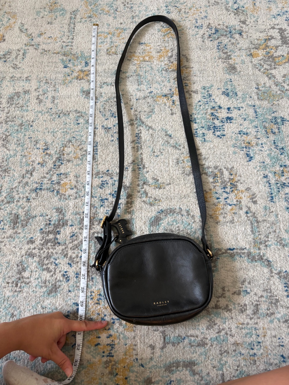 RADLEY LONDON Black Leather Crossbody with Scottie Dog Charm - Picture 5 of 5